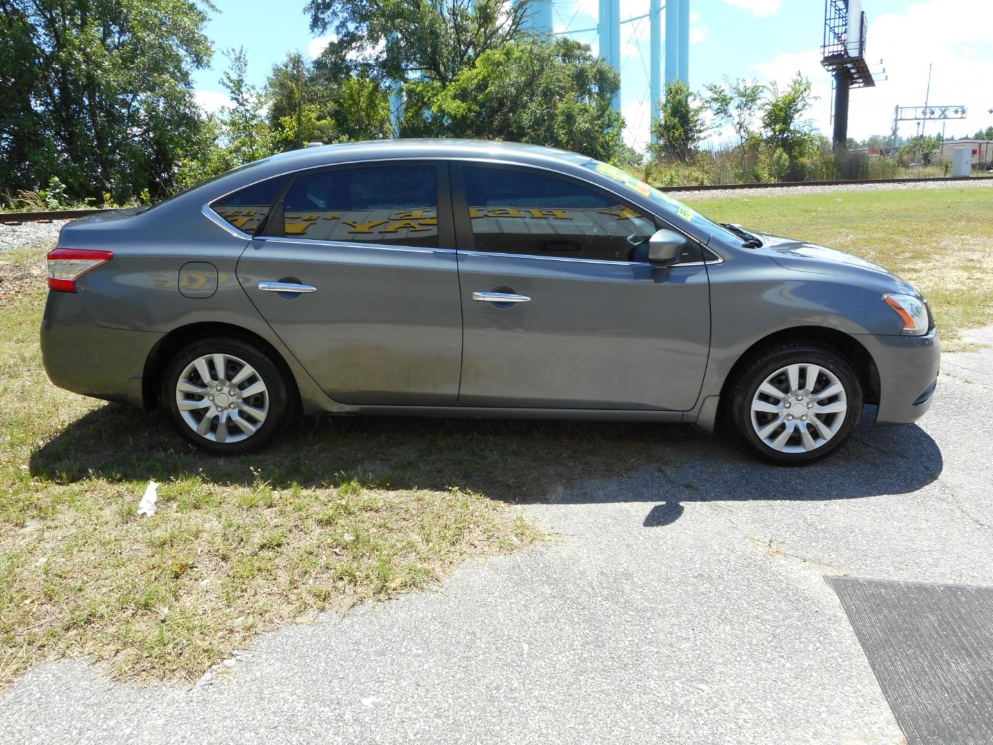 2015 Gray Nissan Sentra (3N1AB7AP3FL) , located at 2553 Airline Blvd, Portsmouth, VA, 23701, (757) 488-8331, 36.813889, -76.357597 - ***VEHICLE TERMS*** Down Payment: $1199 Weekly Payment: $65 APR: 23.9% Repayment Terms: 42 Months *** CALL ELIZABETH SMITH - DIRECTOR OF MARKETING @ 757-488-8331 TO SCHEDULE YOUR APPOINTMENT TODAY AND GET PRE-APPROVED RIGHT OVER THE PHONE*** - Photo#4